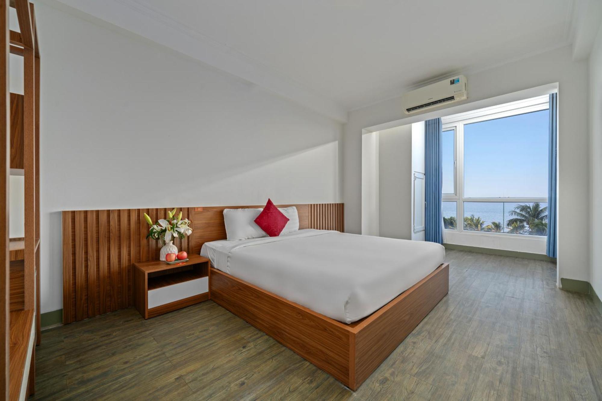 Khach San Nami Nha Trang Hotell Exteriör bild