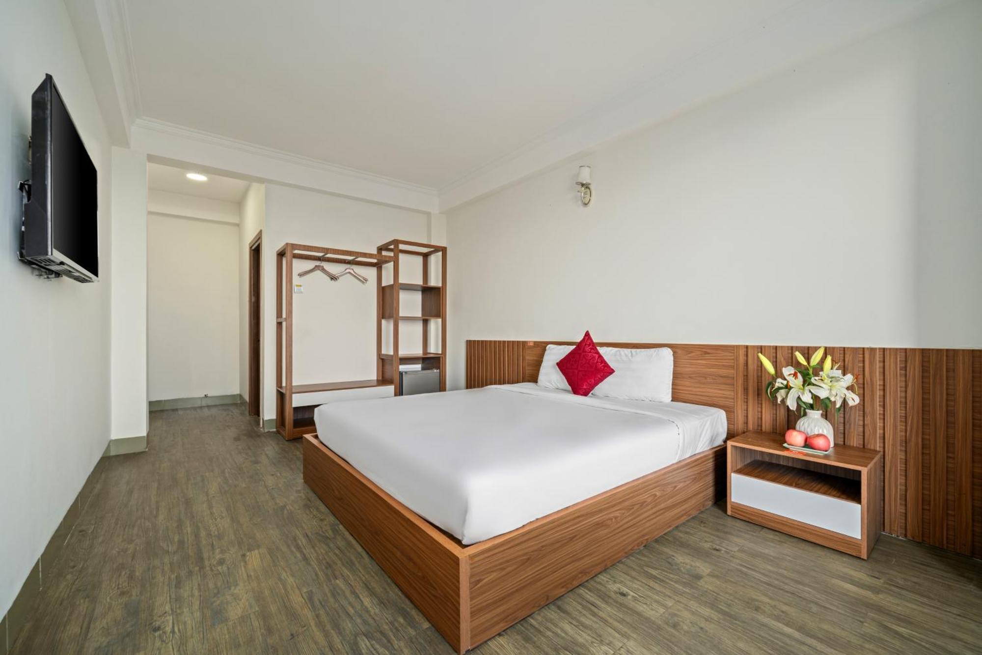 Khach San Nami Nha Trang Hotell Exteriör bild